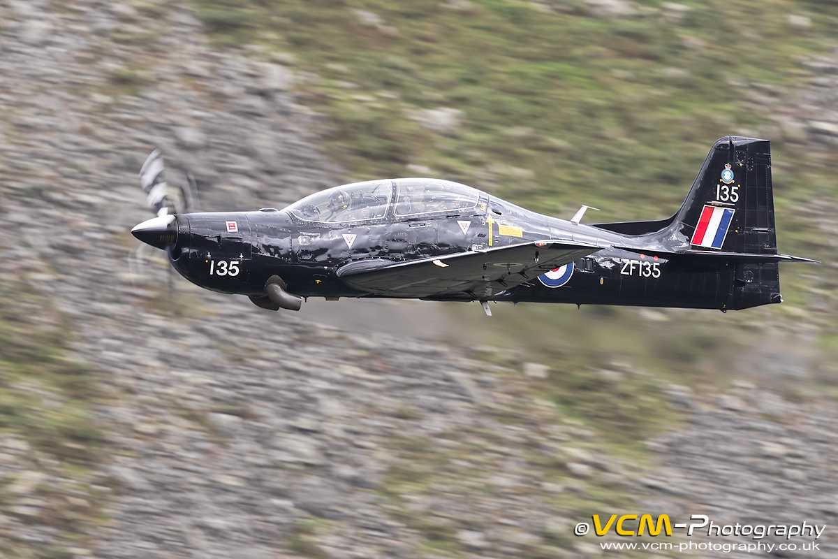 Shorts Tucano T.1, ZF135 Low Level