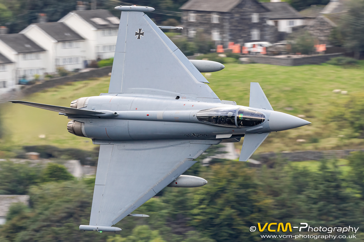 GAF EF-2000 Eurofighter, serial 31+32 Low Level